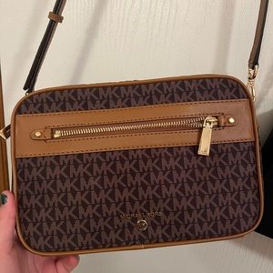 Michael Kors Crossbody Bag